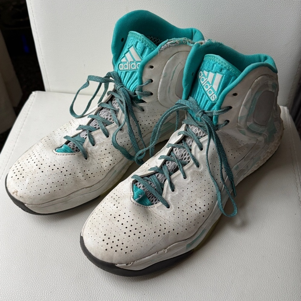 Adidas D Rose 5 Teal and White Basketball Shoes - Picture 3 of 14